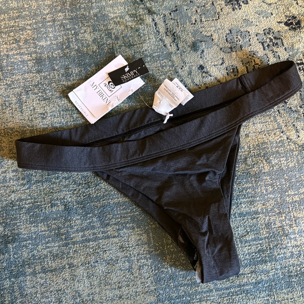 NWT RIPCURL SKIMPY REVERSIBLE BIKINI BOTTOM